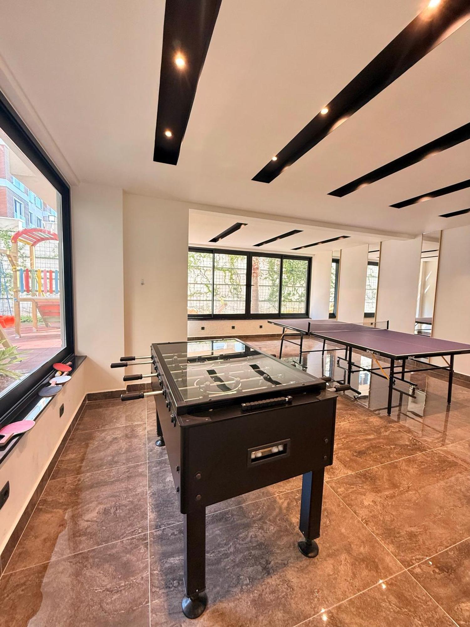 Sa Apartment! 2bd Duplex On The Cleopatra Apartment *