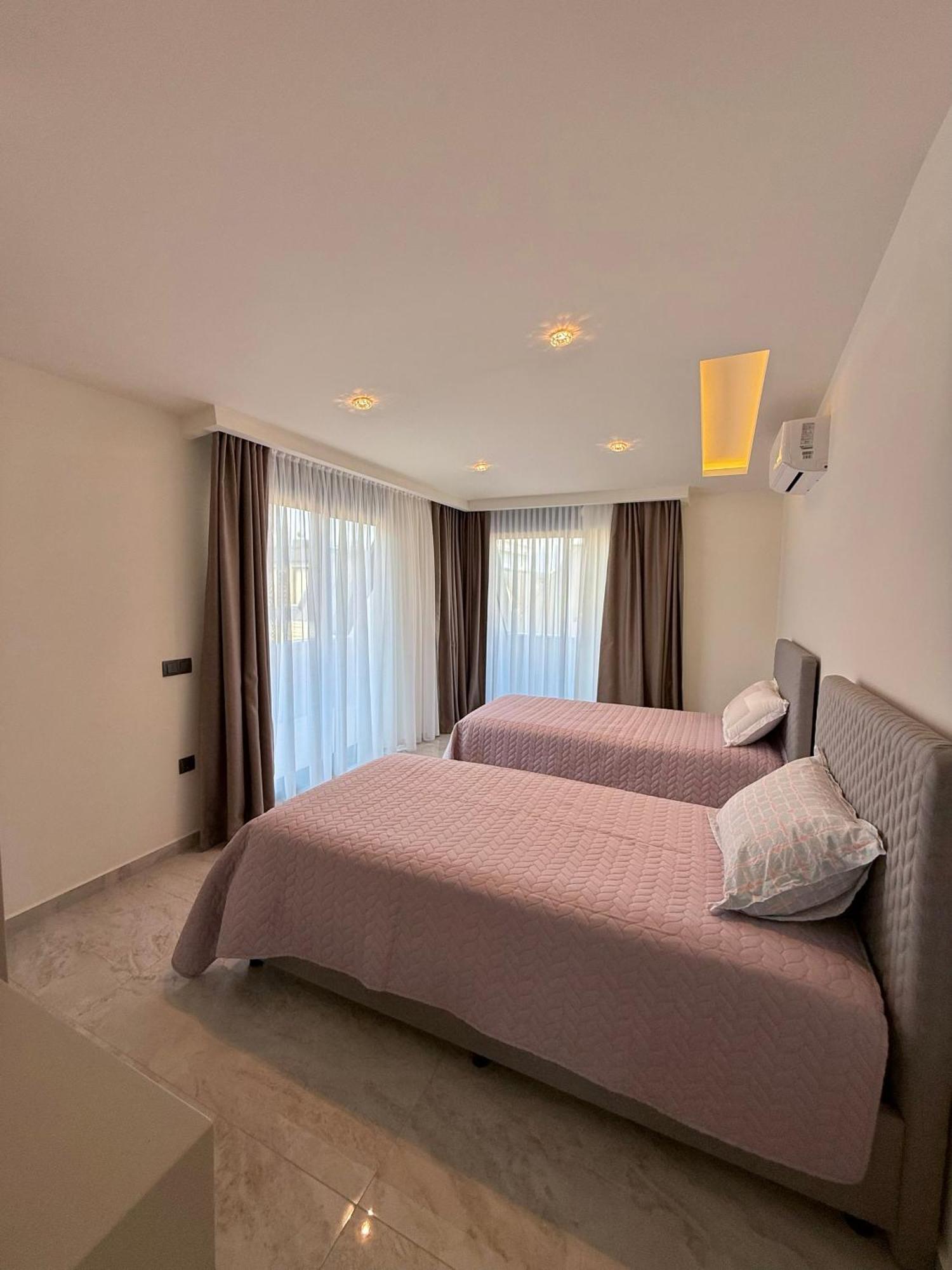 Sa Apartment! 2bd Duplex On The Cleopatra Leilighet