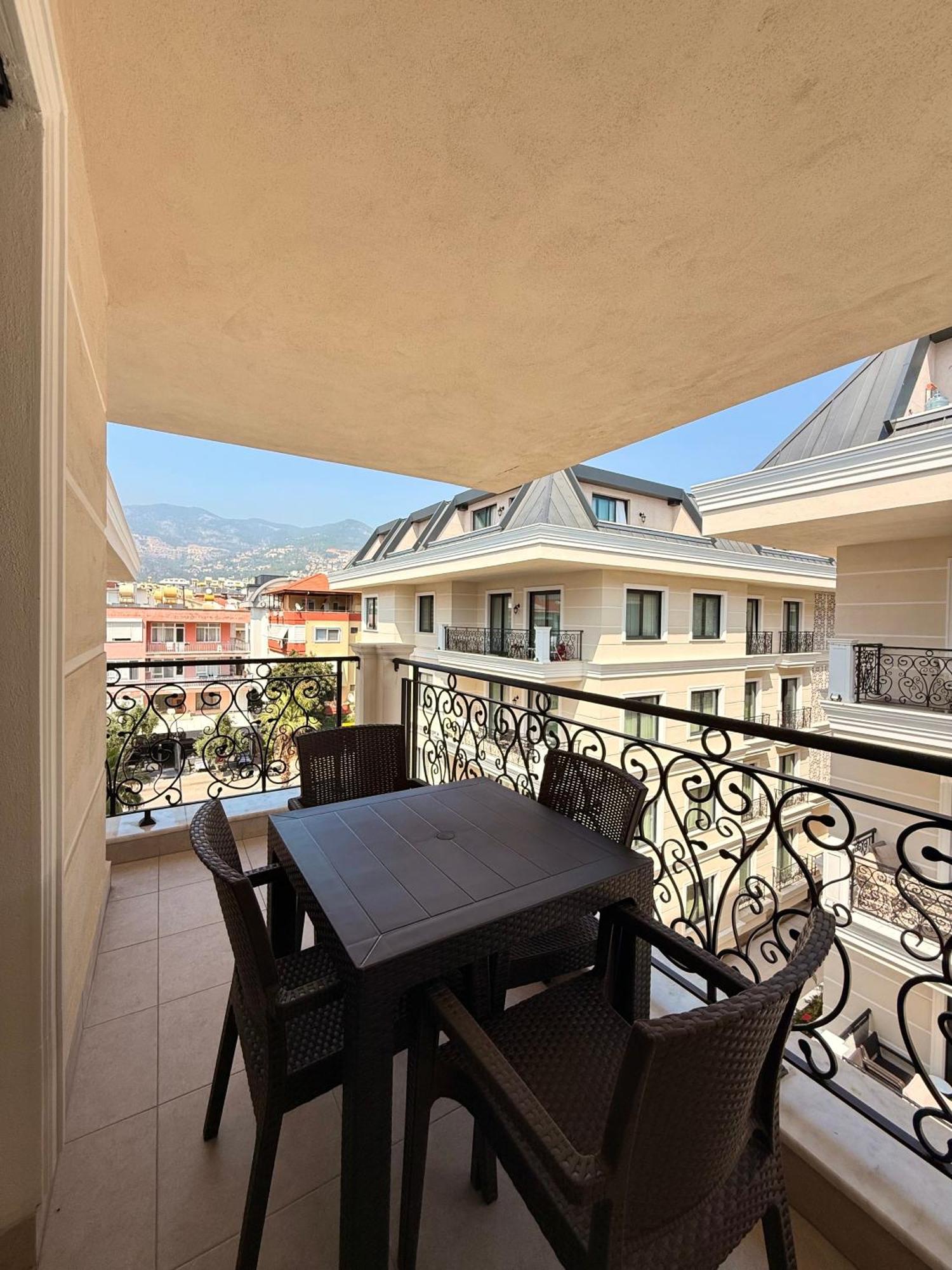 Sa Apartment! 2bd Duplex On The Cleopatra Leilighet *